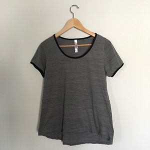 Lularoe Gray T-shirt size Medium